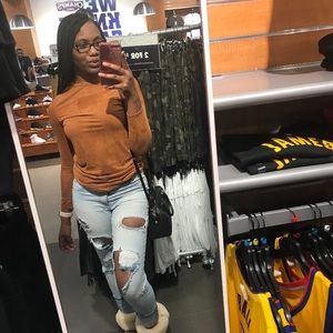 Meet your Posher, Alexis